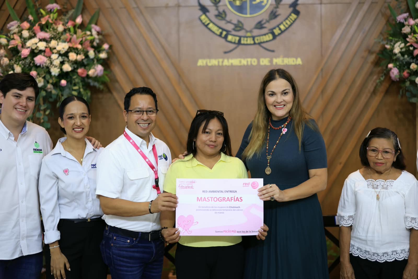 Cecilia Patrón suma esfuerzos para la prevención del cáncer de mama en comisarías de Mérida